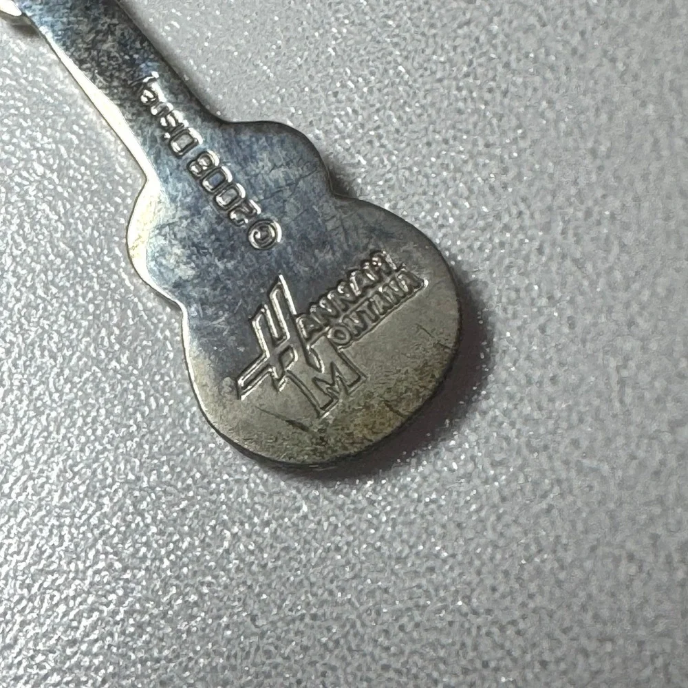 Hannah Montana Guitar Keychain‎ Charm 2008 Disney Collectible Musical Instrument